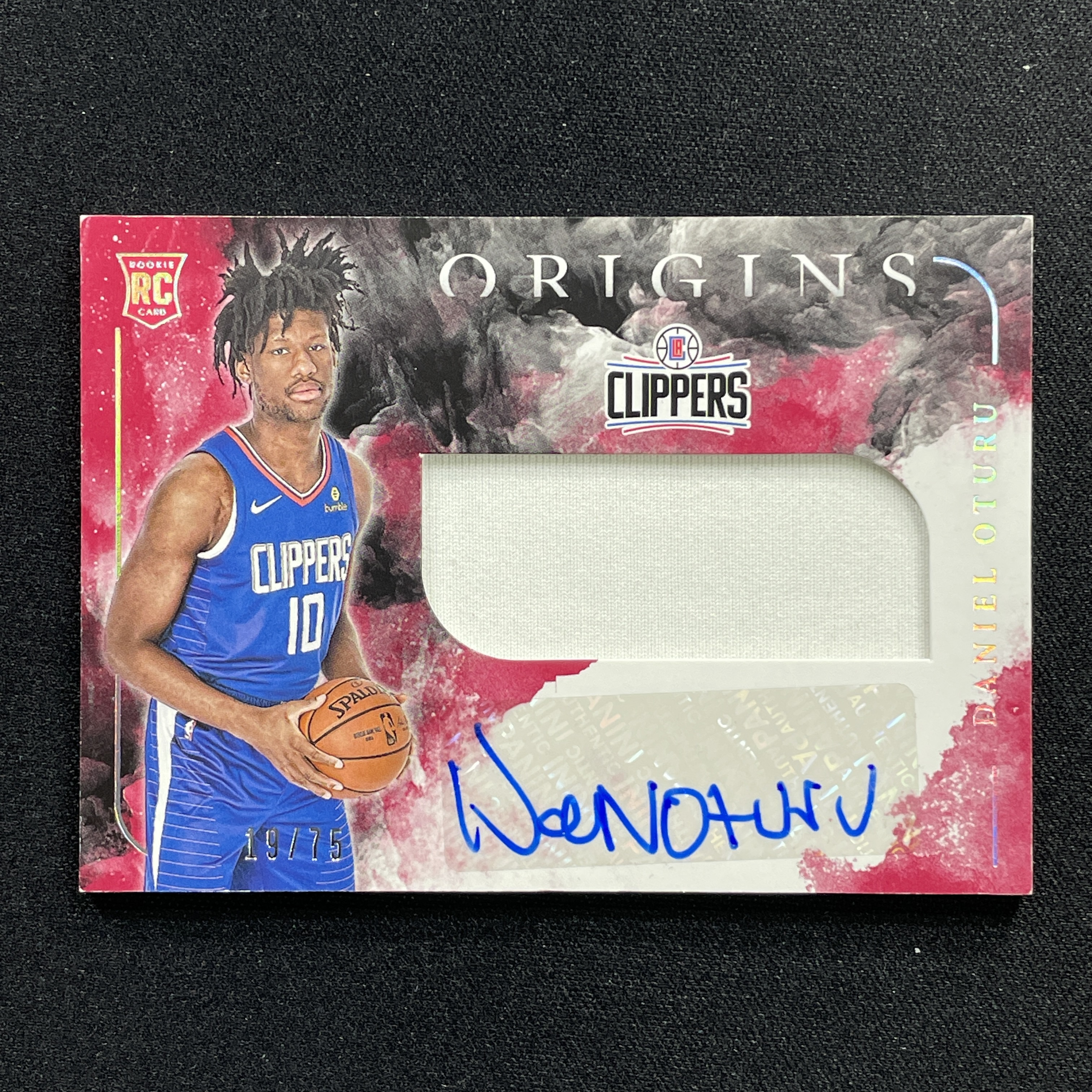 young熊猫 2020-21 Panini Origins 起源 Daniel Oturu 丹尼尔 奥图鲁 快船 新秀 RC 19/75编 签字 Auto Jersey 物料 RJA-纪-18