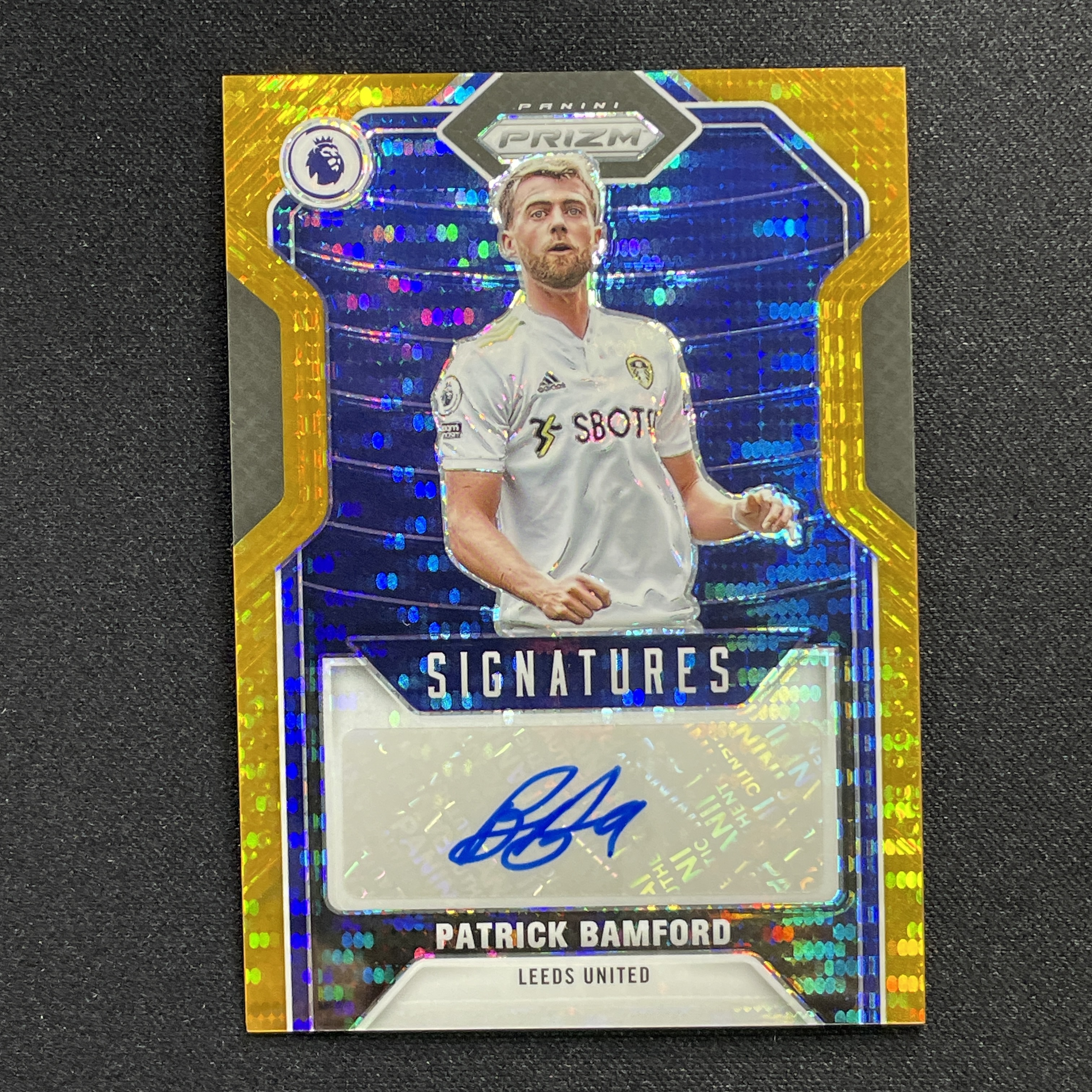 young熊猫 2021-22 Panini Prizm pz Patrick Bamford 帕特里克 班福德 利兹联 签字 09/10编 金脉冲折 折射 瑕疵如图-阳-25